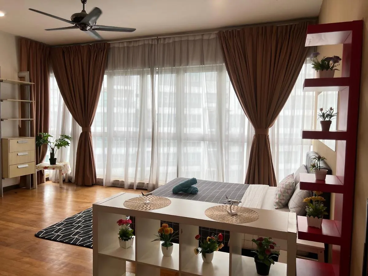 Luxury Regalia Suites By Adnan Kuala Lumpur 0*,